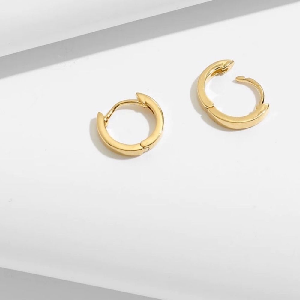 Madewell Gold Huggie Hoops